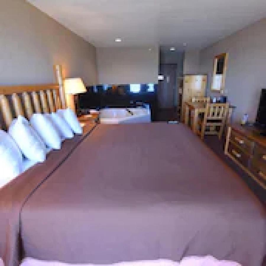 | Bridge Vista Beach Hotel and Convention Center