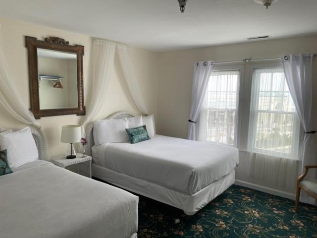  | Hotel Macomber