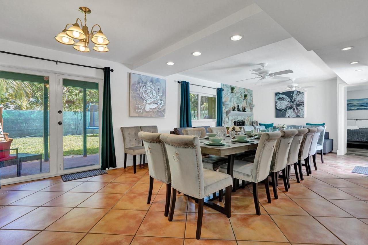  | Stellar stay in wonderful 7bd villa Pool-Playground