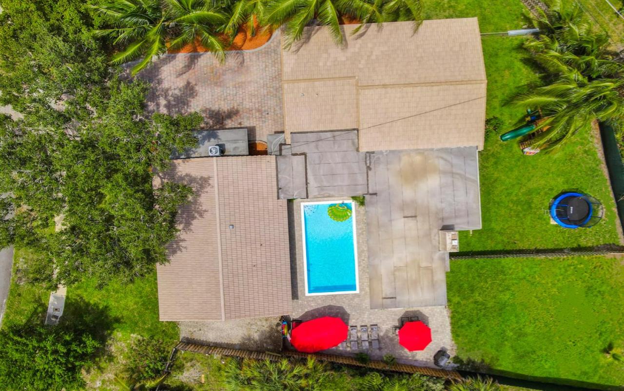  | Stellar stay in wonderful 7bd villa Pool-Playground