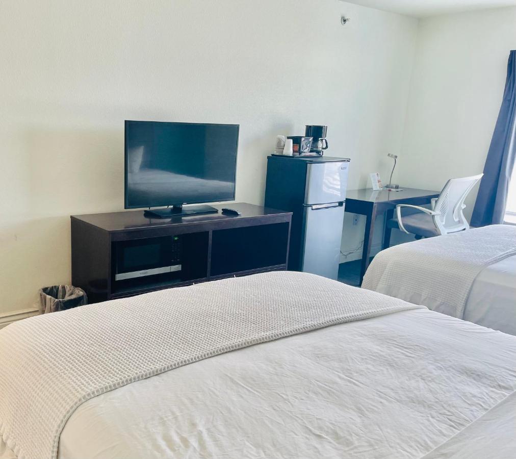 Standard Double Room at FairBridge Inn & Suites Cuero