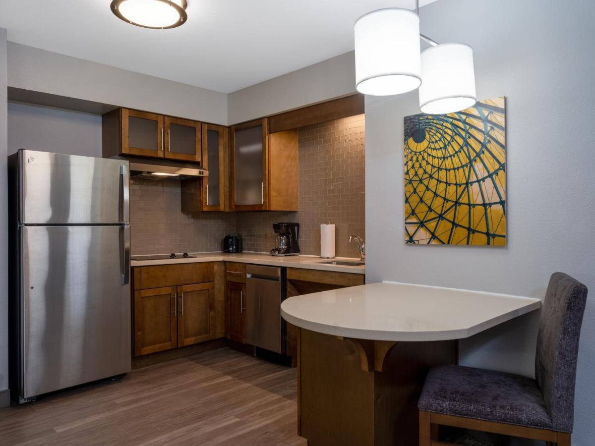 King Studio Suite - Mobility Access Tub/Non-Smoking at Staybridge Suites Sioux City Southeast by IHG
