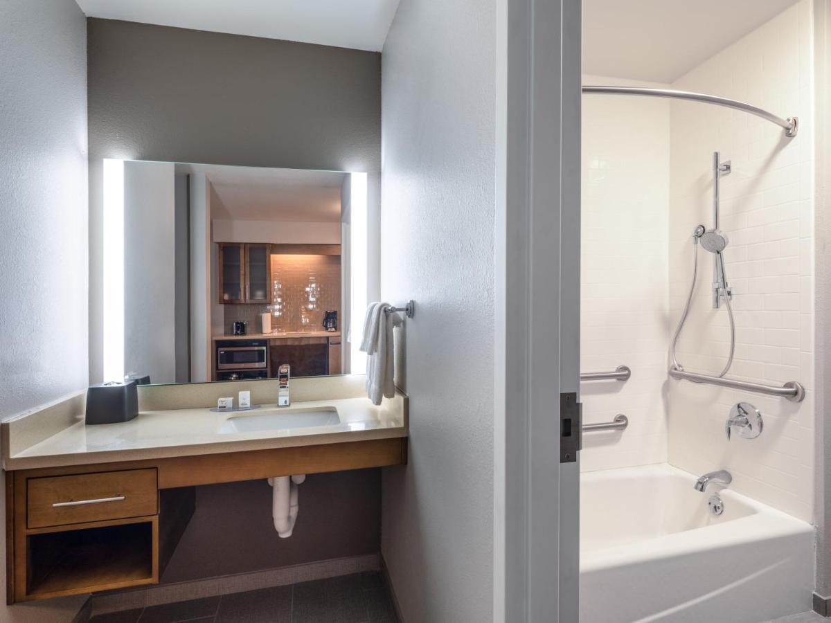 Queen Studio Suite with Two Queen Beds - Mobility Access Tub/Non-Smoking at Staybridge Suites Sioux City Southeast by IHG