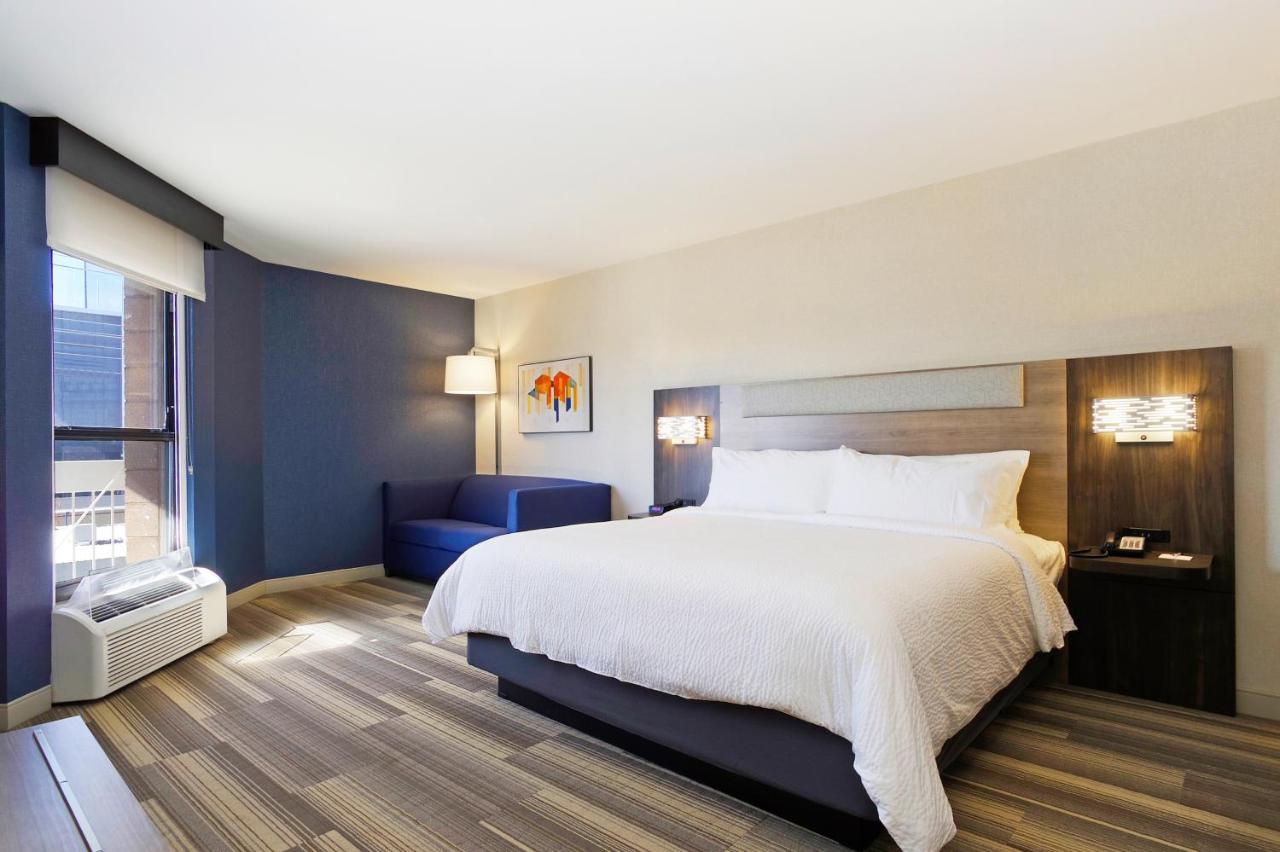 Hearing Accessible King Suite - Non-Smoking at Holiday Inn Express & Suites Phoenix - Tempe by IHG