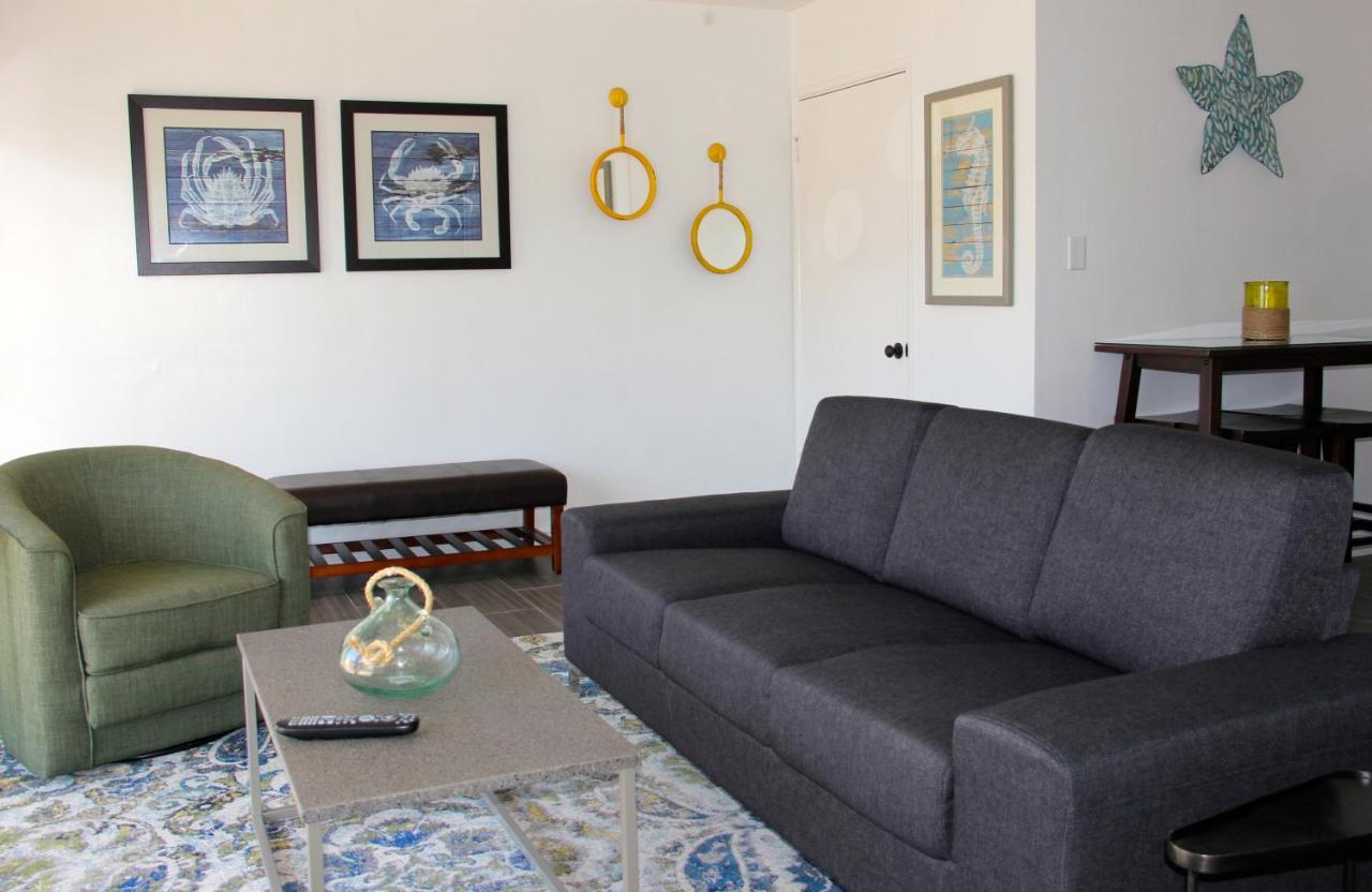 Partial Ocean View Suite at Sea Horse Resort