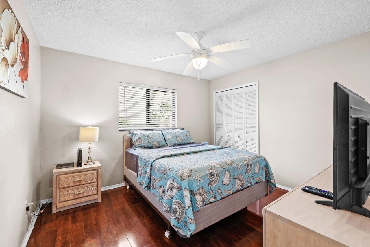 | Dream family vacation, pool fun, pet friendly - Villa Florida Flair