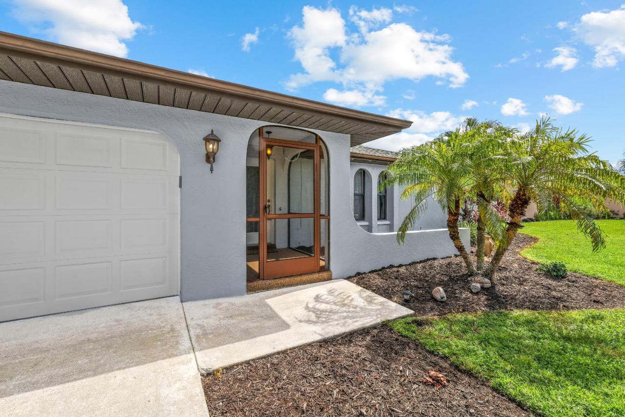 | Dream family vacation, pool fun, pet friendly - Villa Florida Flair