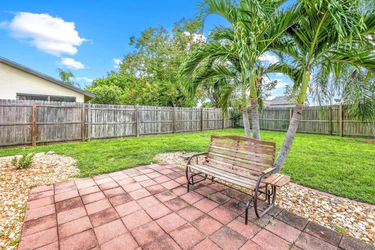 | Dream family vacation, pool fun, pet friendly - Villa Florida Flair