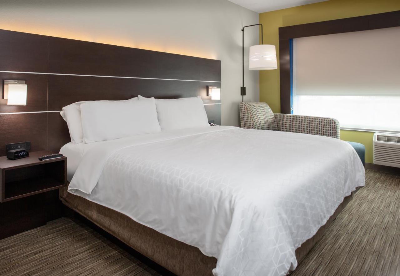  | Holiday Inn Express & Suites - El Paso North, an IHG Hotel