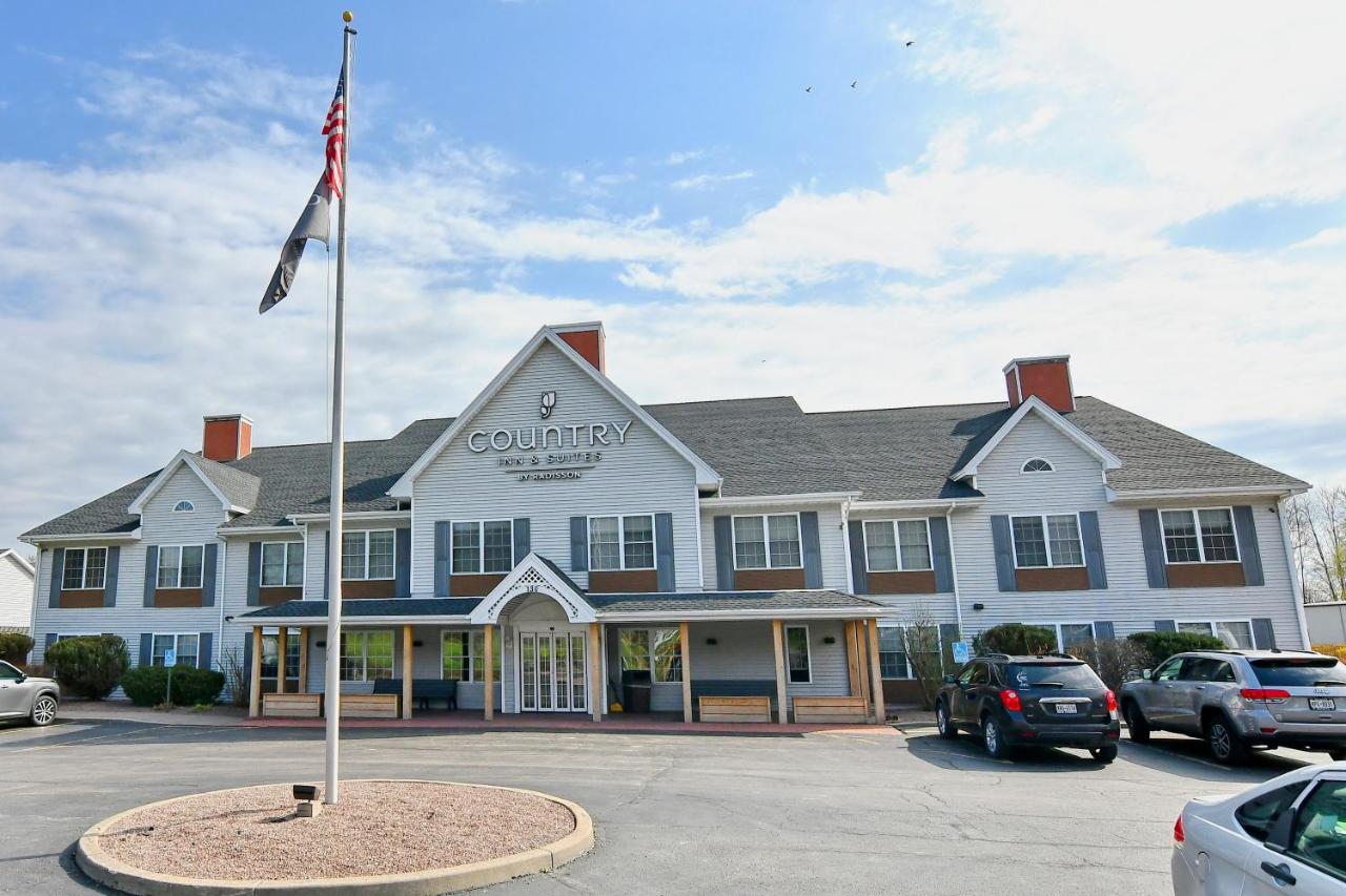 | Country Inn & Suites by Radisson, Mount Morris, NY