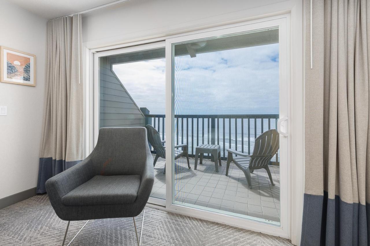 | Surfland Hotel