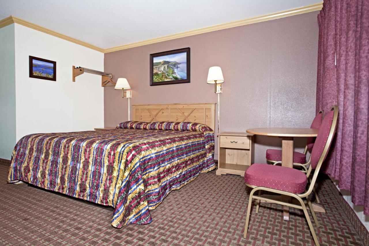  | National 9 Inn - Placerville