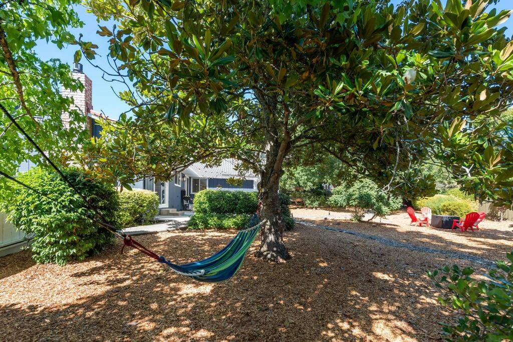 | Sonoma Zen Retreat - Hot Tub & Mins to Wineries