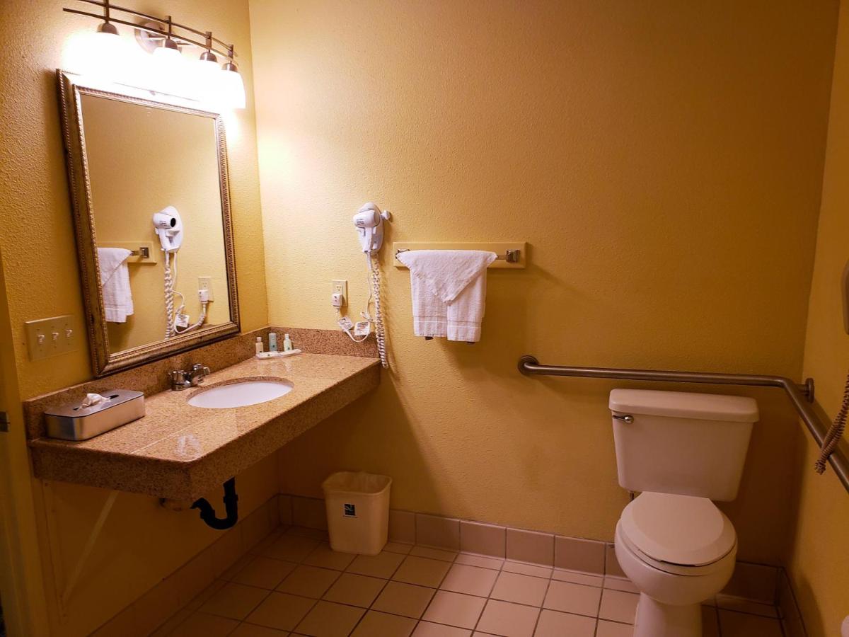 Efficiency Queen Room with Two Queen Beds - Accessible/Non-Smoking at Quality Inn & Suites Vancouver - Hazel Dell