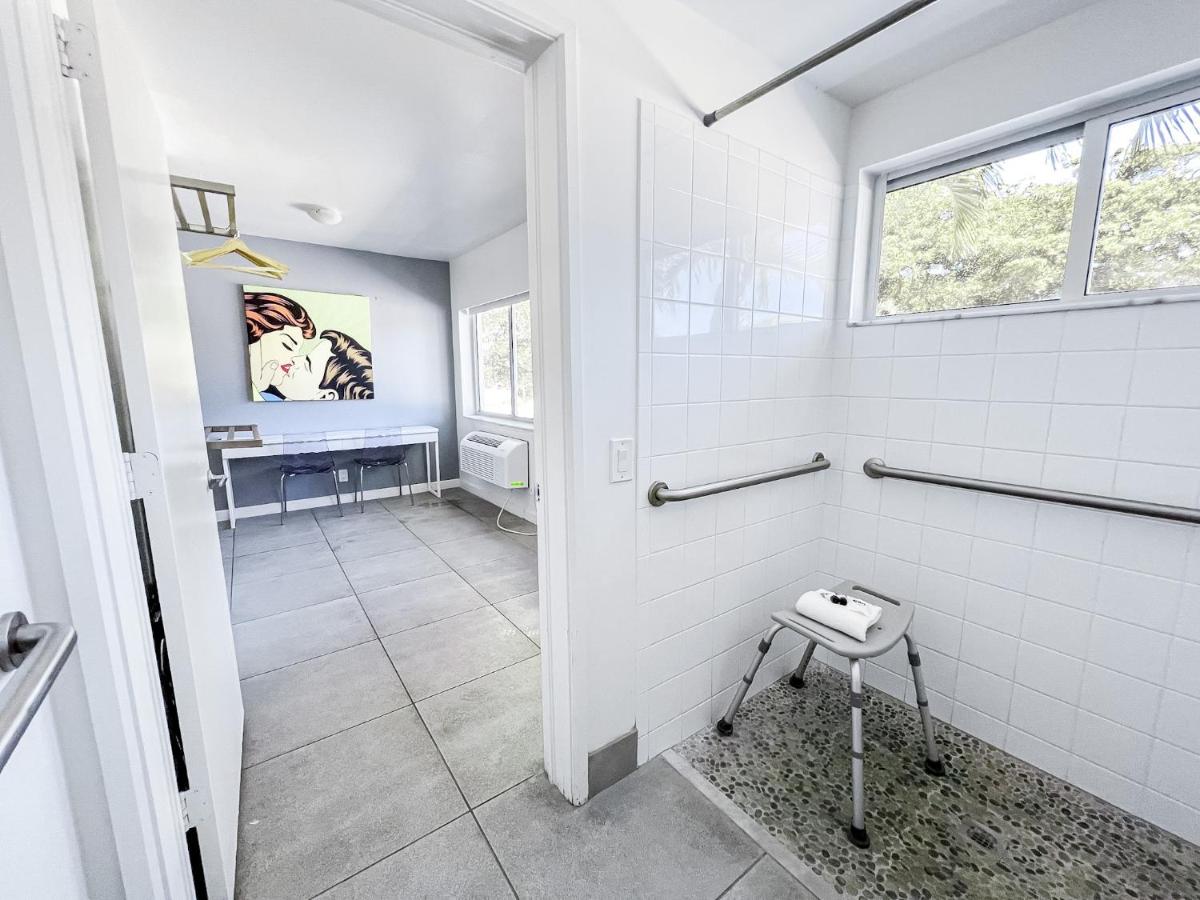 Deluxe King Studio - Accessible at Royal Palms Resort & Spa