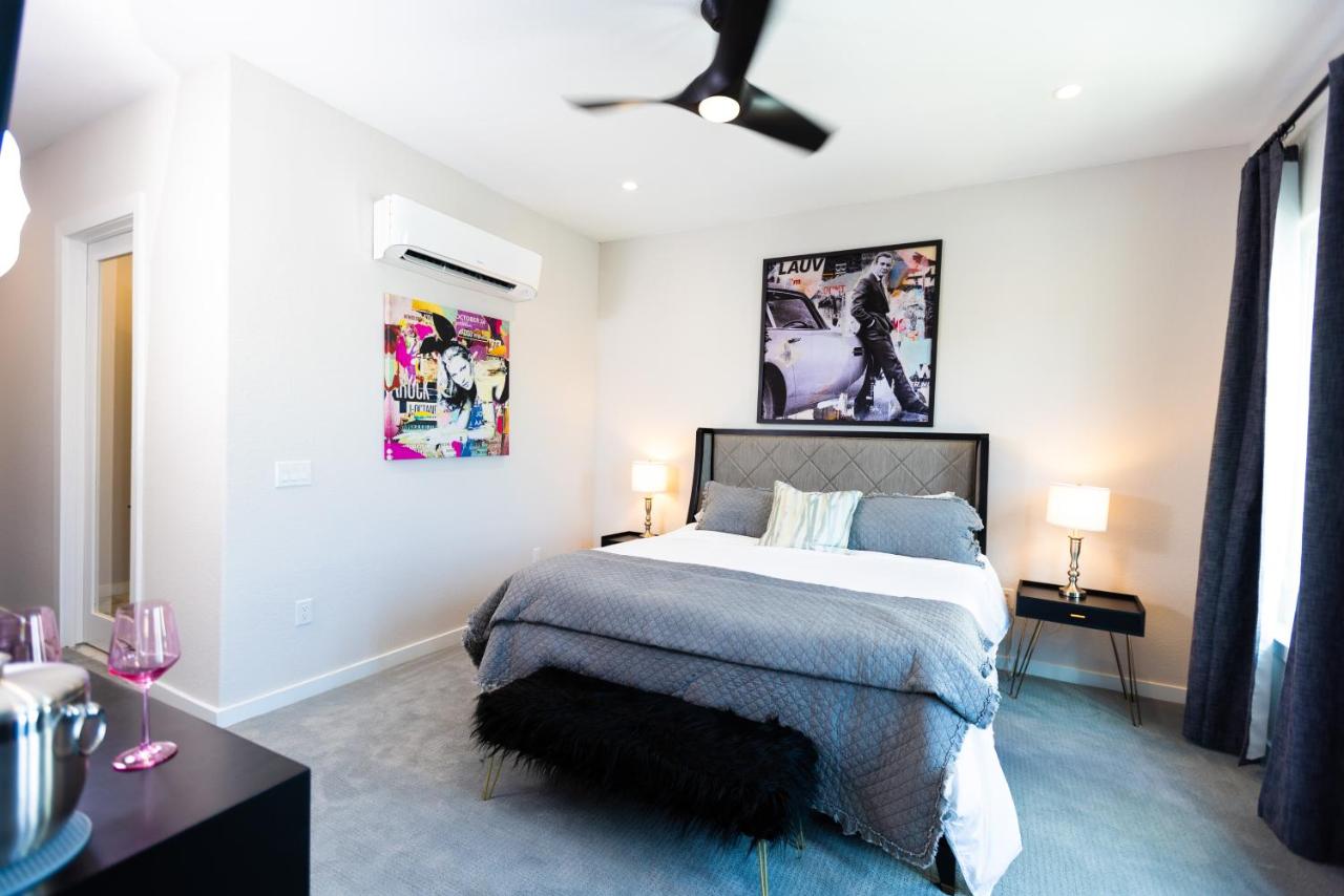  | The Bentley Hotel on 290