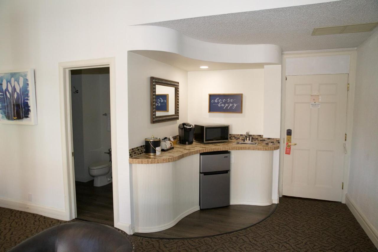Deluxe Suite at Spokane Club