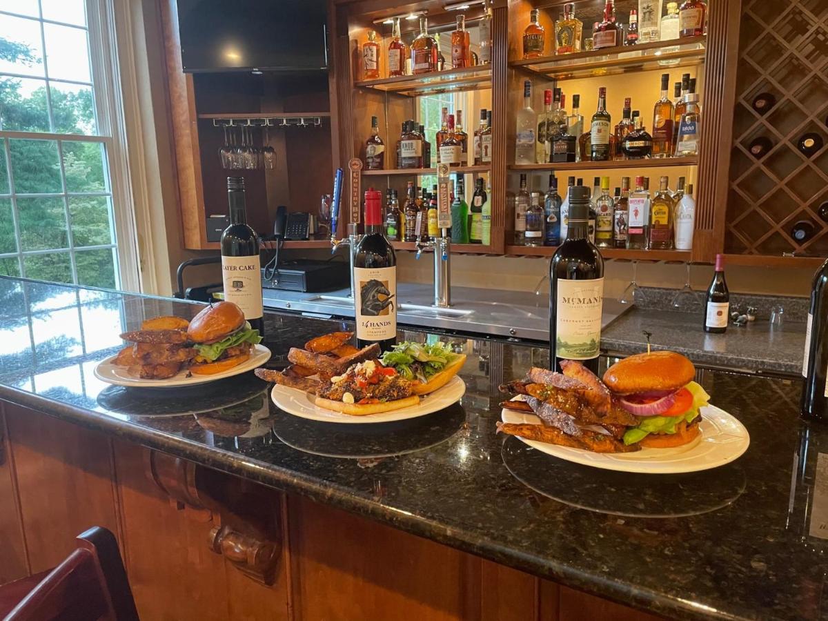 | The Woodford Inn