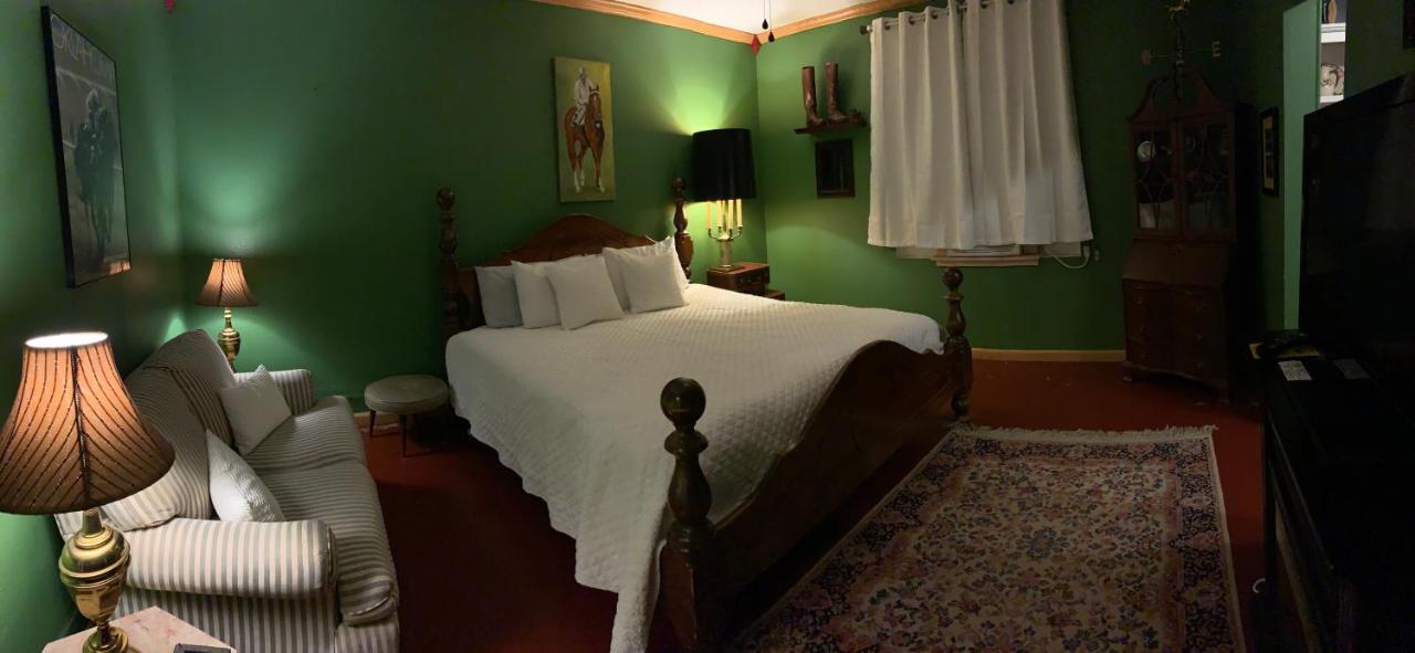  | Historic Whiting Hotel Suites