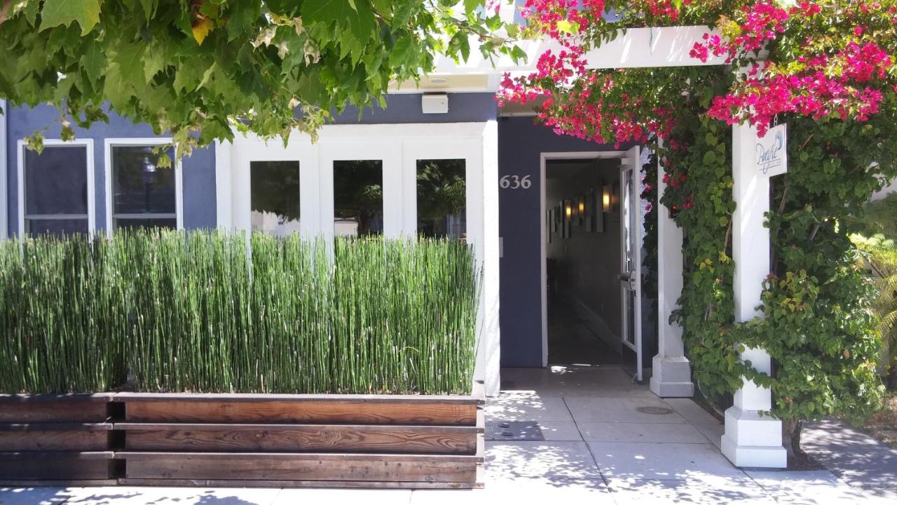 | Pacific Blue Inn