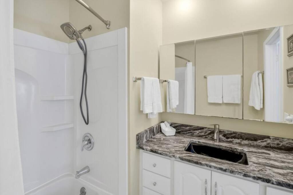 | Close to Golfing and Beach