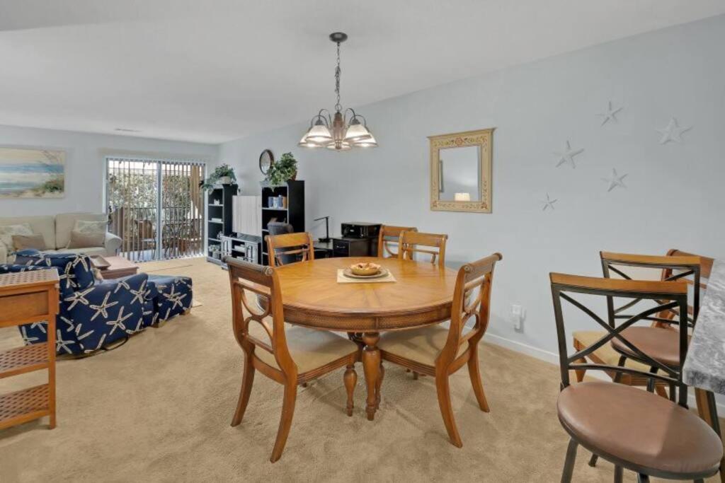| Close to Golfing and Beach