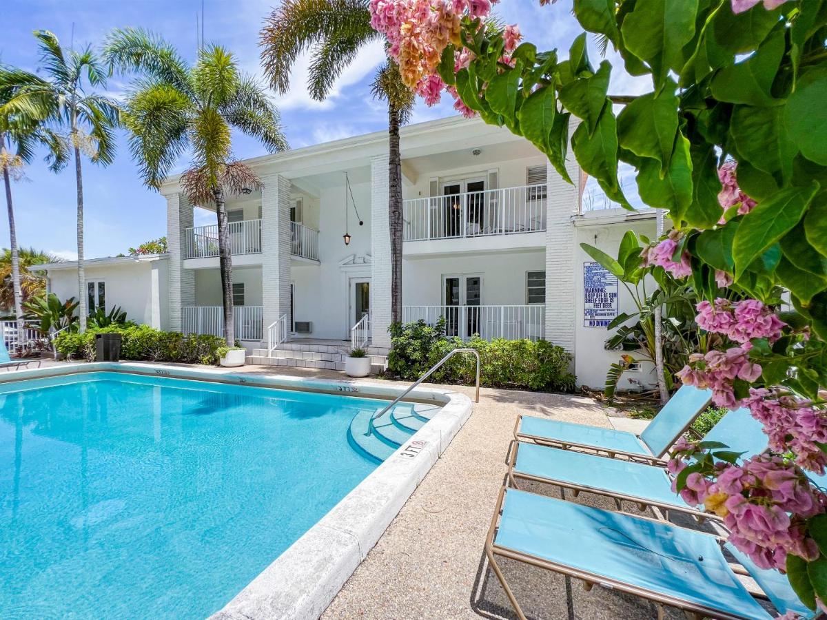 | Tara Hotel A North Beach Village Resort Hotel