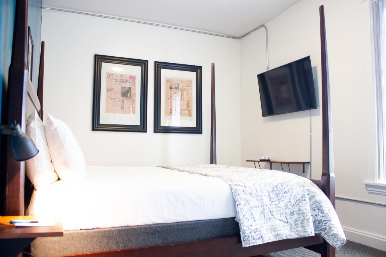 | 11th Avenue Hostel