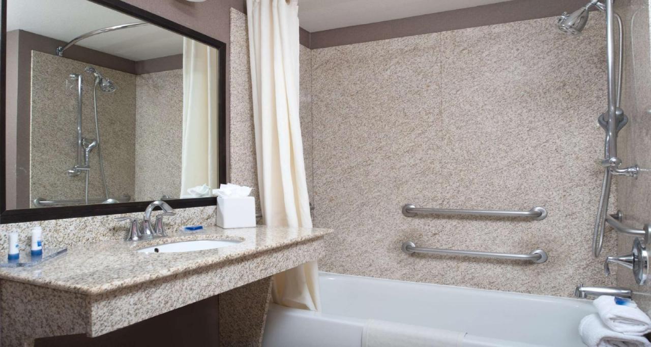 King Room - Disability Access/Non Smoking at Best Western Plus Las Vegas South Henderson