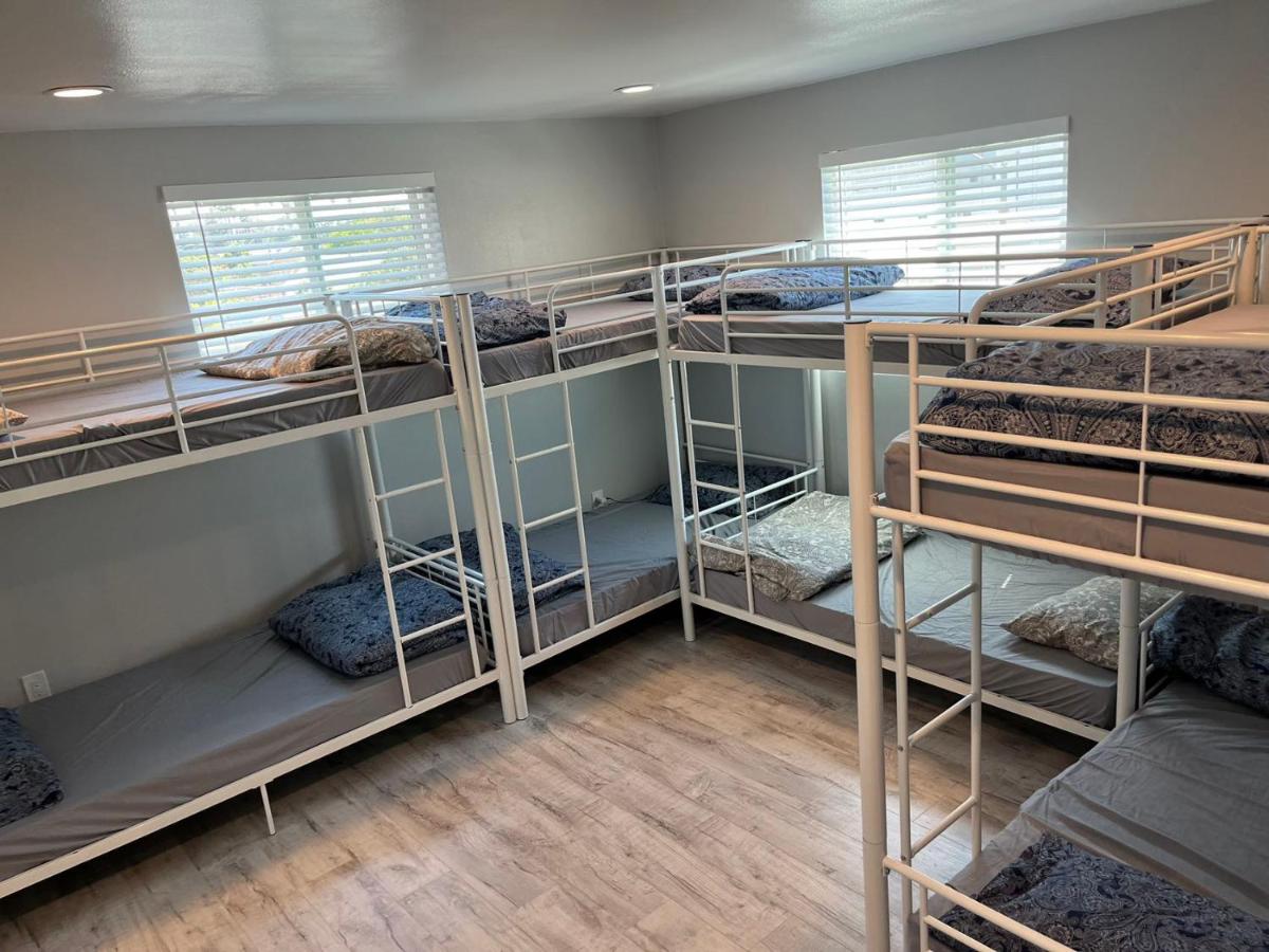| LA Modern Hostel