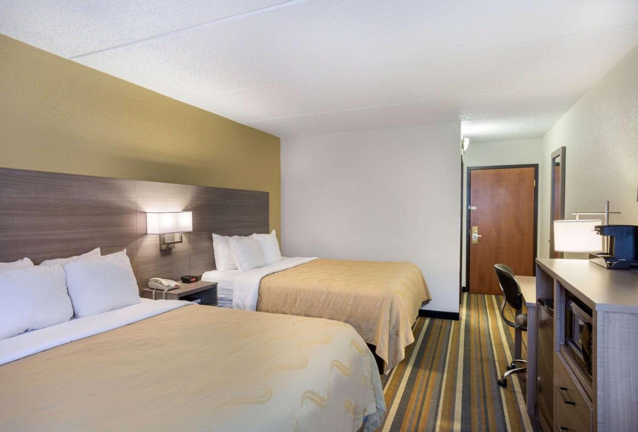 Queen Room with Two Queen Beds - Accessible/Non Smoking at Hermitage Hotel Richmond Virginia