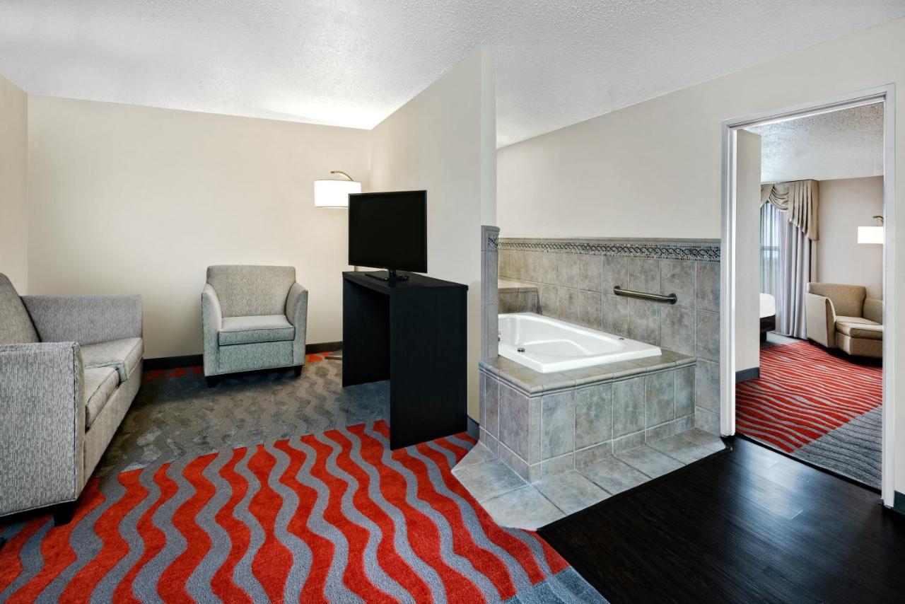 Suite - Non-Smoking at Holiday Inn & Suites College Station - Aggieland by IHG