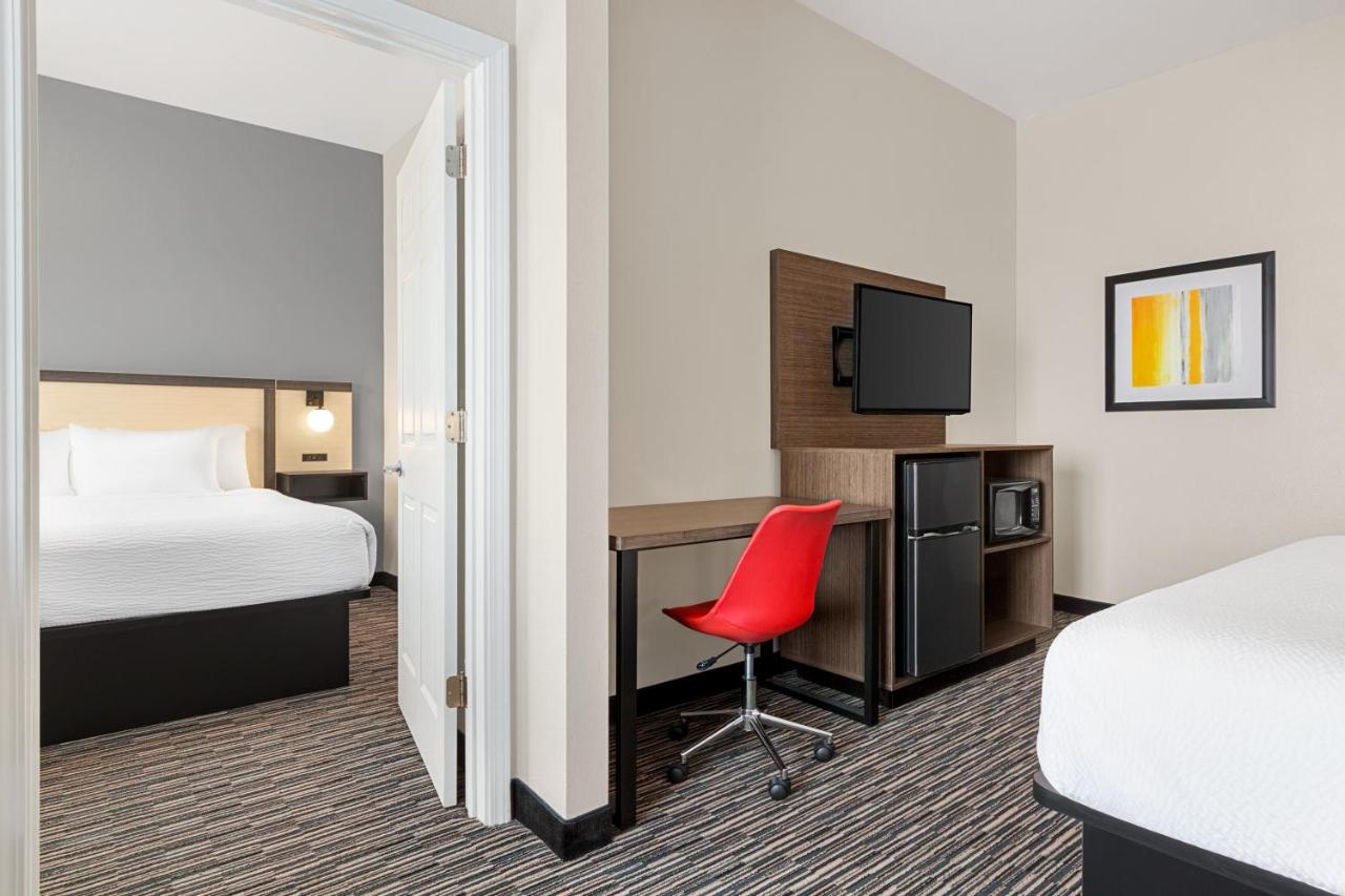 2 Room Suite with 2 King Beds and Day Bed, Non-Smoking at Ramada by Wyndham Marina