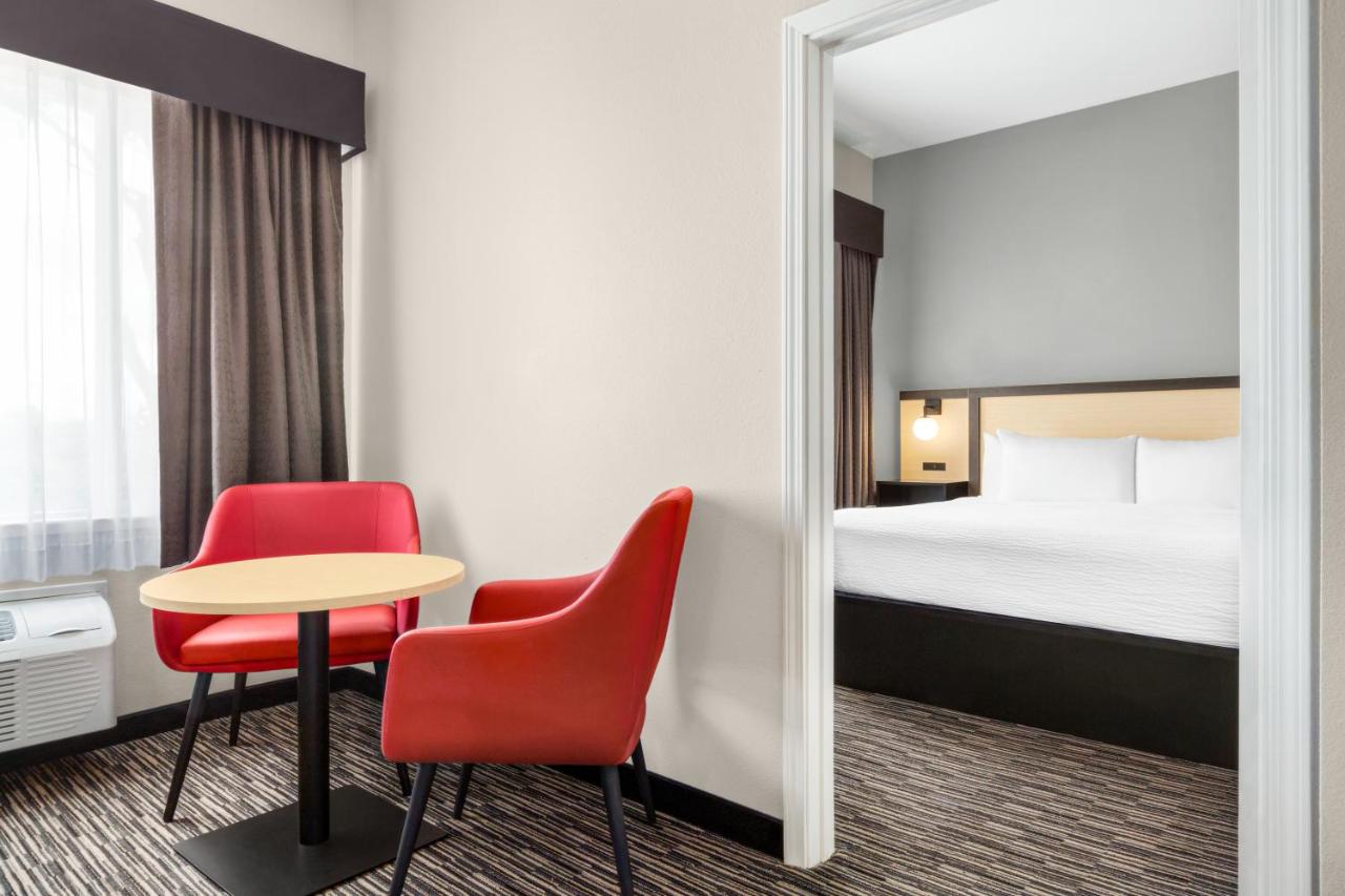 2 Room Suite with 2 King Beds and Day Bed, Non-Smoking at Ramada by Wyndham Marina