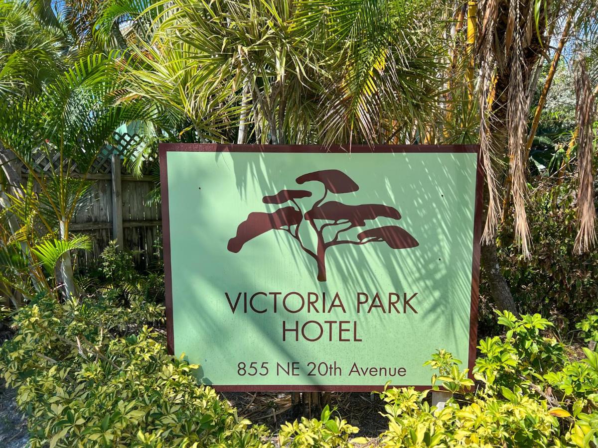| Victoria Park Hotel