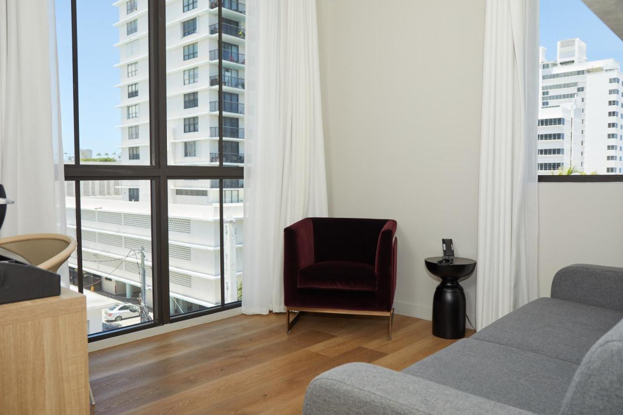King Suite at UMA House by Yurbban South Beach