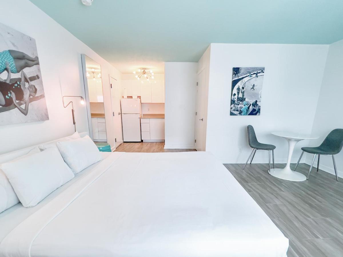  | Aqua Hotel