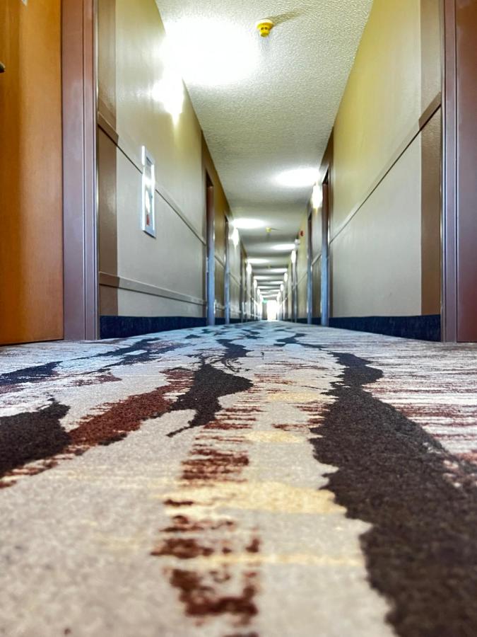 | Designer Inn and Suites