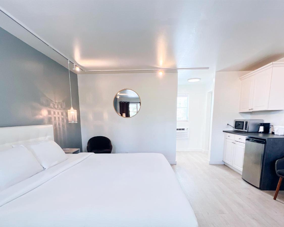 King Studio at North Beach Hotel