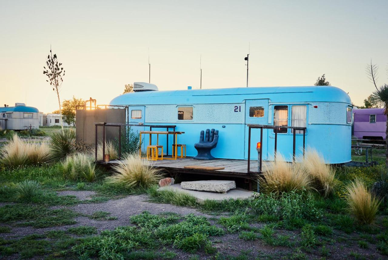 | El Cosmico