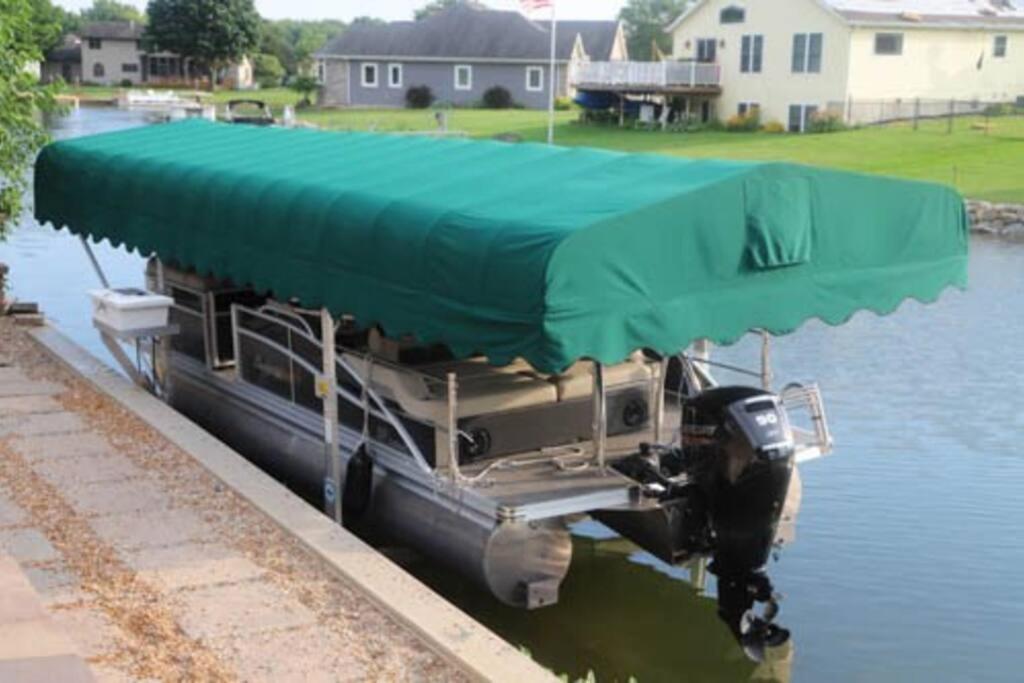 | Simonton Lake Man Cave