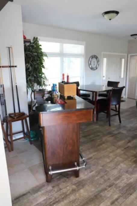| Simonton Lake Man Cave
