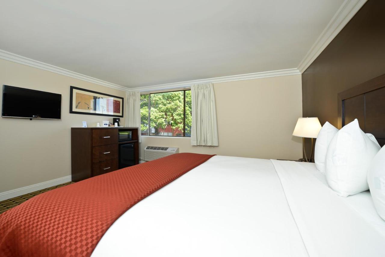 King Room - Non-Smoking at Best Western Plus LA Mid Town Hotel