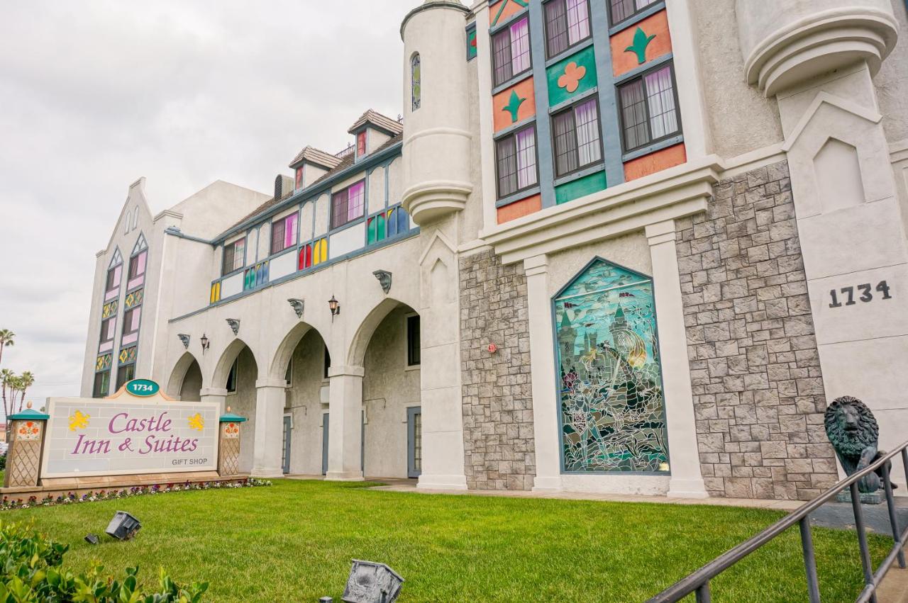 | Castle Inn and Suites Anaheim