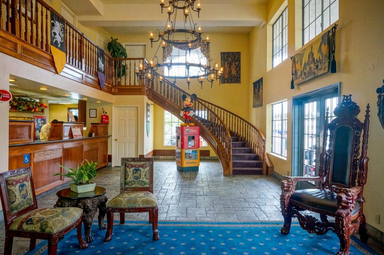 | Castle Inn and Suites Anaheim