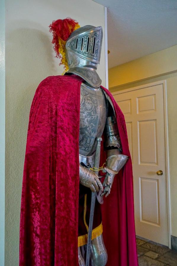 | Castle Inn and Suites Anaheim