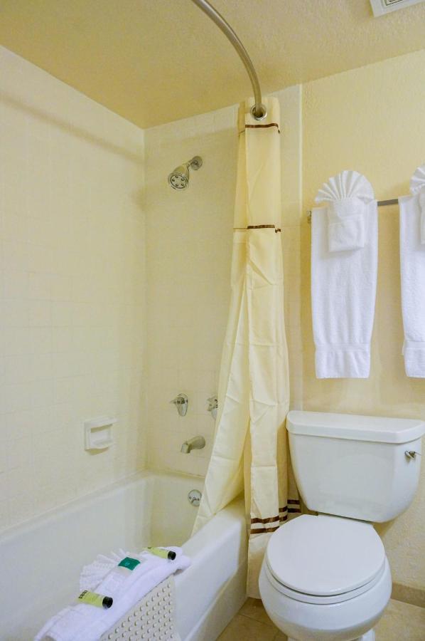 | Castle Inn and Suites Anaheim