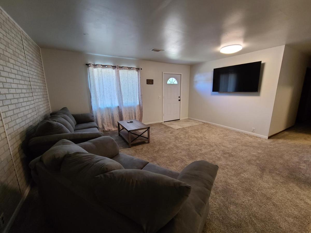 | Swin Housing- Main Street Suite