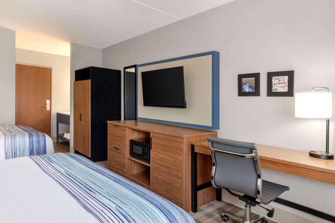 Deluxe Queen Room with Two Queen Beds - Non-Smoking at AmericInn by Wyndham Branson & Conference Center