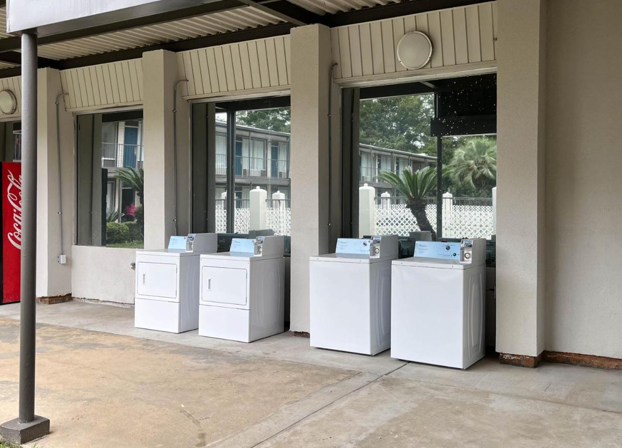 | Studio 6 Bay Minette AL